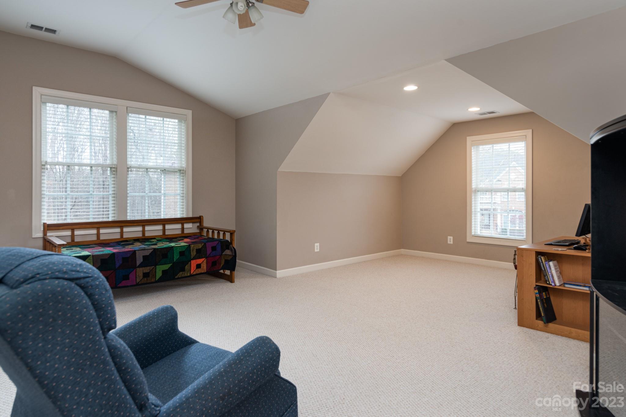 The Hamptons - Residential