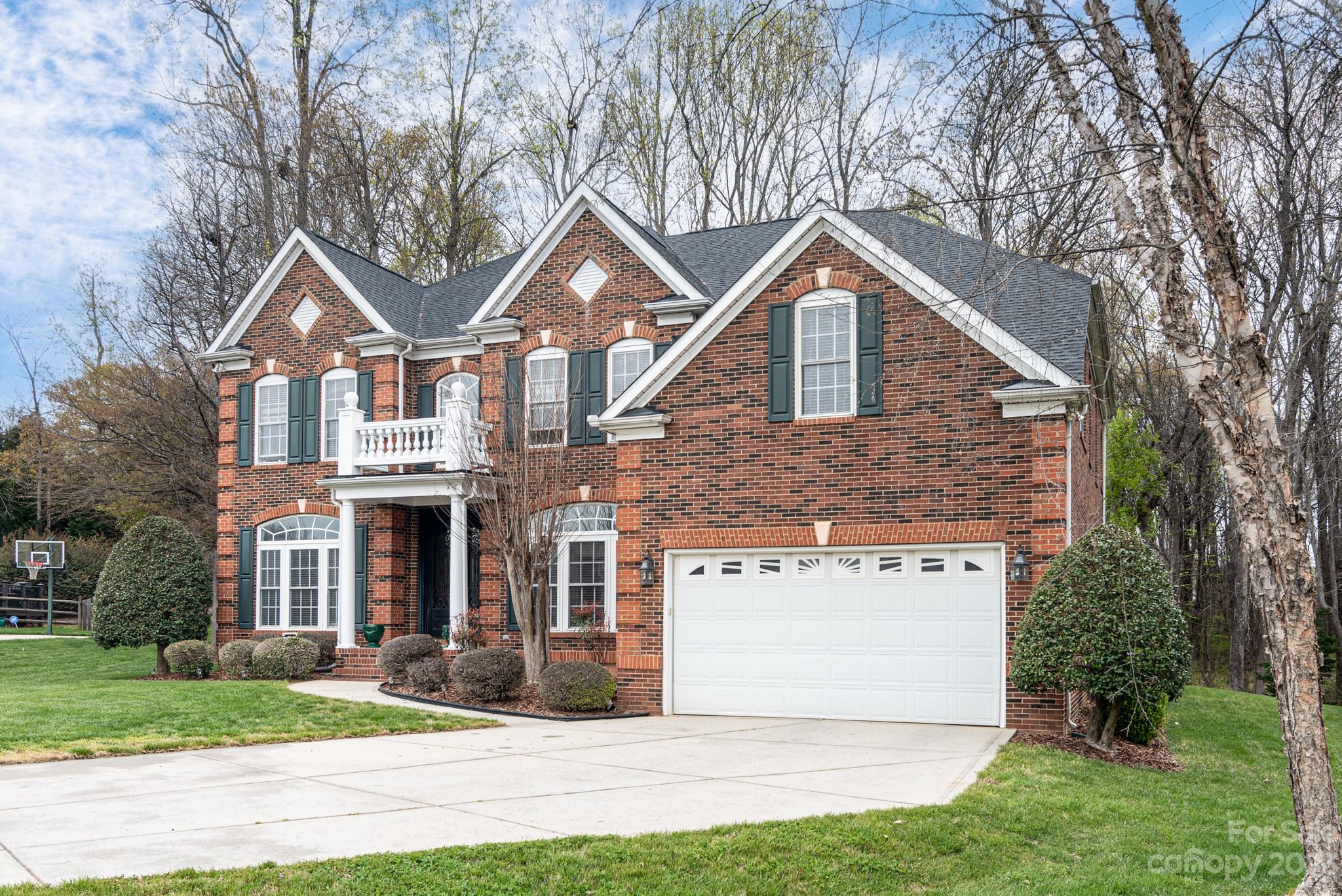 The Hamptons - Residential