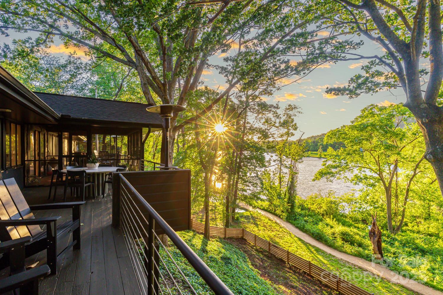 181 Lakeshore Drive