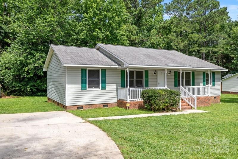 Lancaster, South Carolina 29720, United States, 4 Bedrooms Bedrooms, ,2 BathroomsBathrooms,Residential,Under Contract,148675