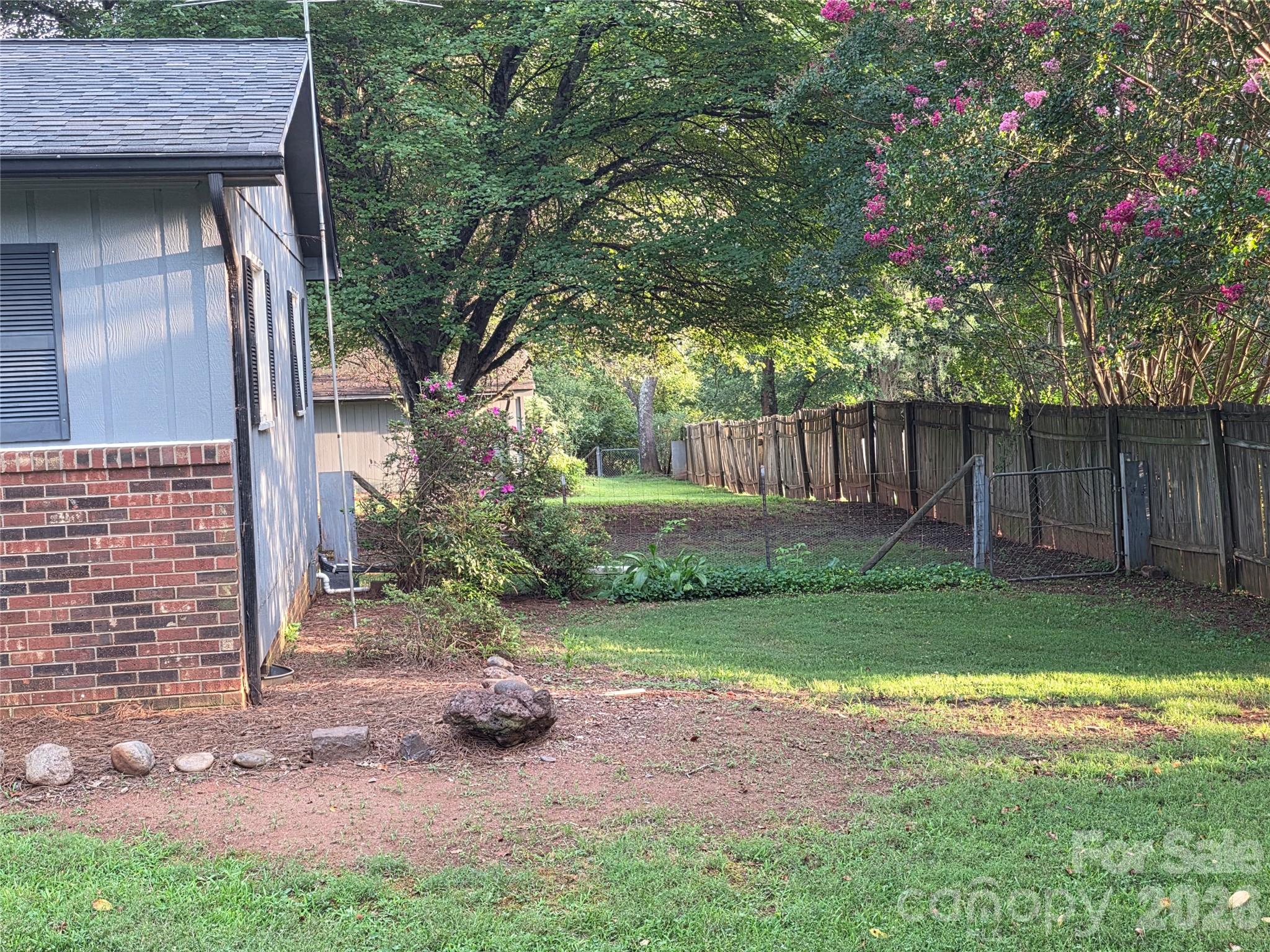 123 Robinette Lane
