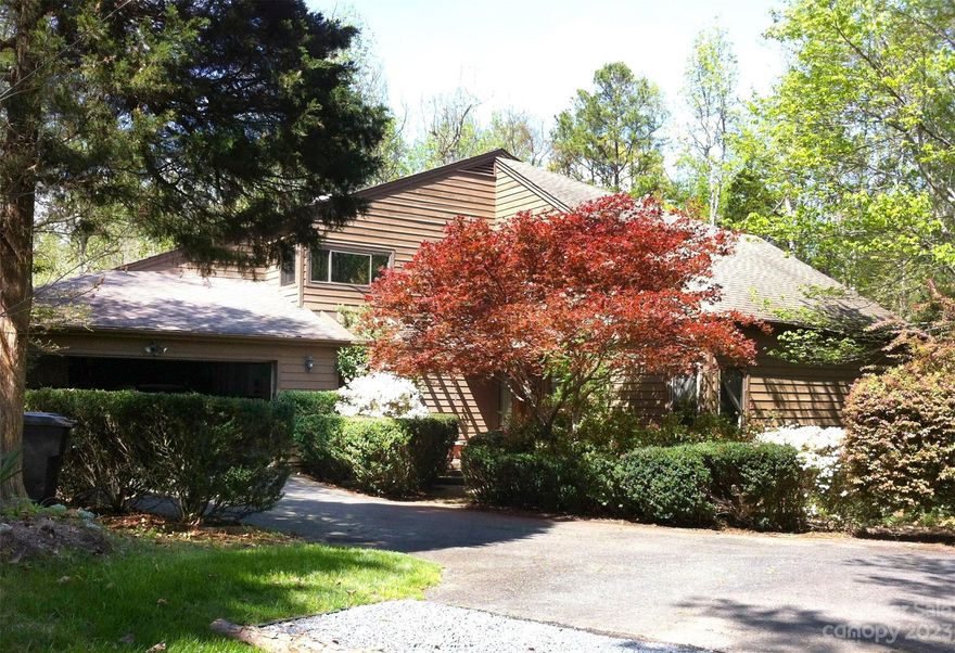 Beautiful, well-maintained home in Providence Plantation. Large 1.3 acre lot has both wooded & open areas.  A very tranquil setting, nature lovers' paradise. Multiple tiers of decks & a screened porch - perfect for relaxing & gazing at the flora & fauna. The interior welcomes you w/ a 2-story foyer that opens up to a formal dining area.  Large living area w/ shelving & a cozy den w/ a stone-faced, wood burning fireplace. Well-appointed kitchen w/ nice stainless-steel appliances, granite countertops, & ample cabinet space. Spacious primary bedroom on main w/ vaulted ceiling & access to the decks. Primary bathroom w/ double sinks, stand-up shower, & walk-in closet. Upstairs features 3 additional good-sized bedrooms w/ a full hall bathroom. Lots of closet space - large attic walk-in off bedroom. Laundry room w/ sink & storage space. Roof replaced in 2020 & both HVAC systems in 2022.  Great South Charlotte location - minutes from the Arboretum & quick access to I-485.