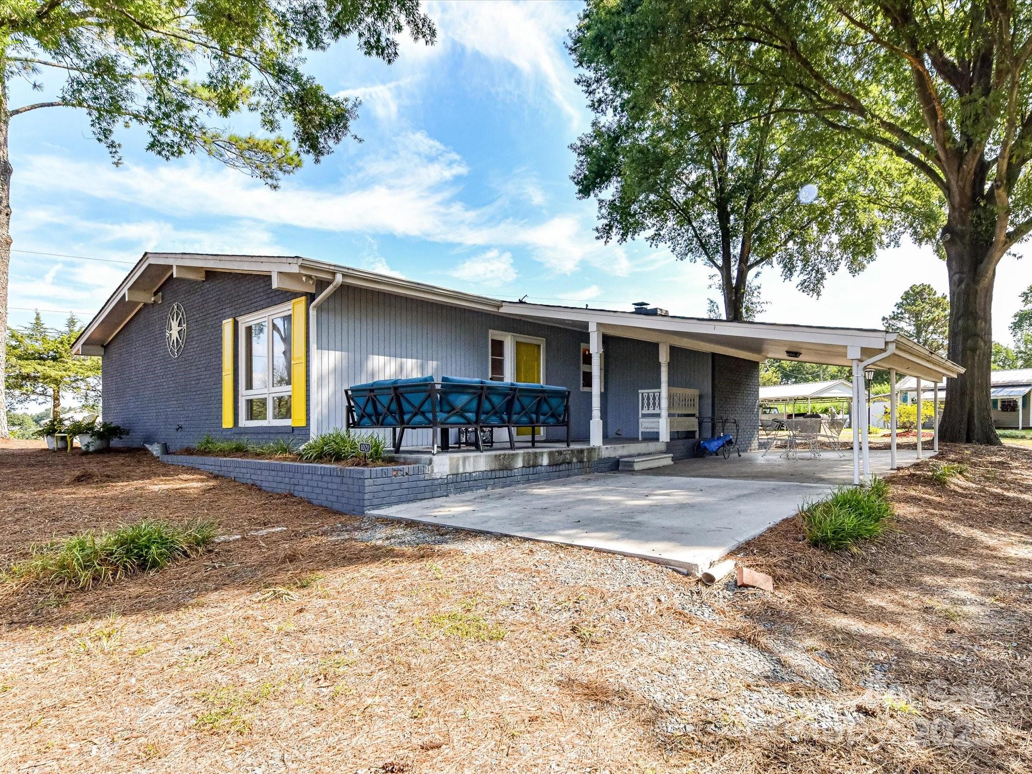 1021 Cyrus Edwards Road