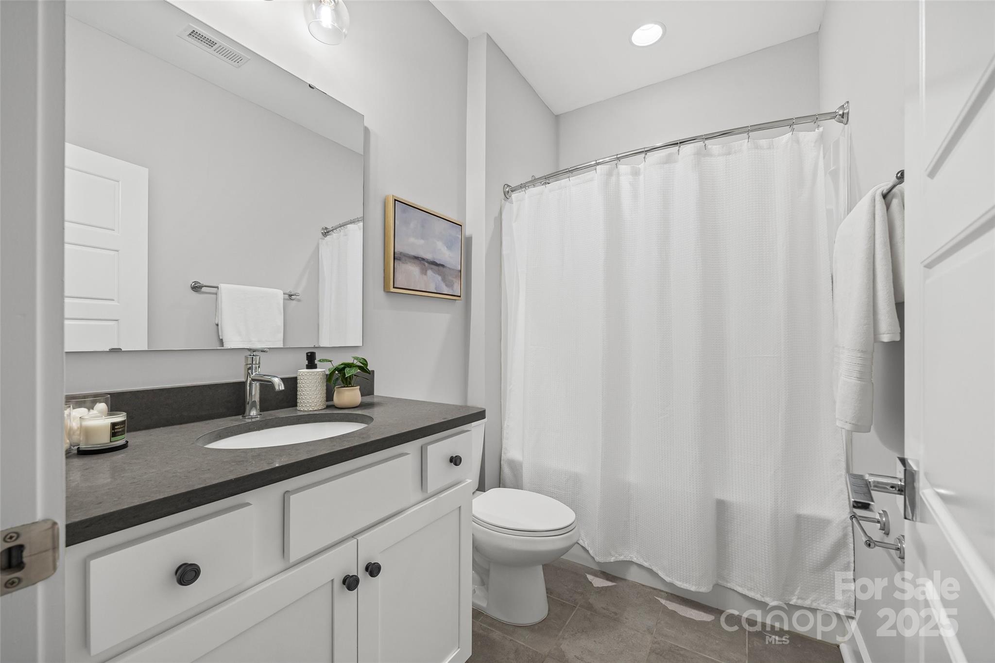 1162 E 36th Street 1162