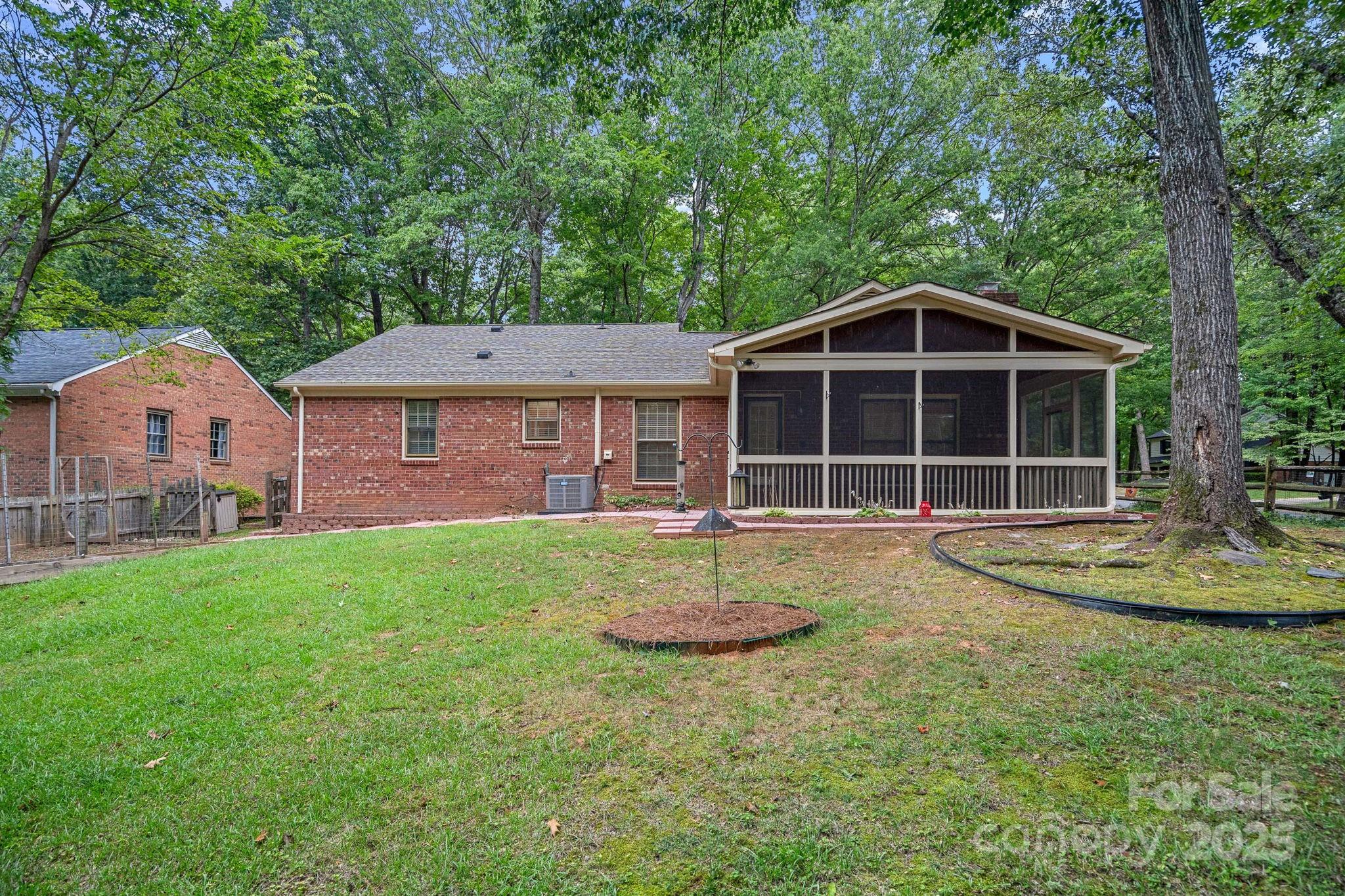 Sardis Forest - Residential