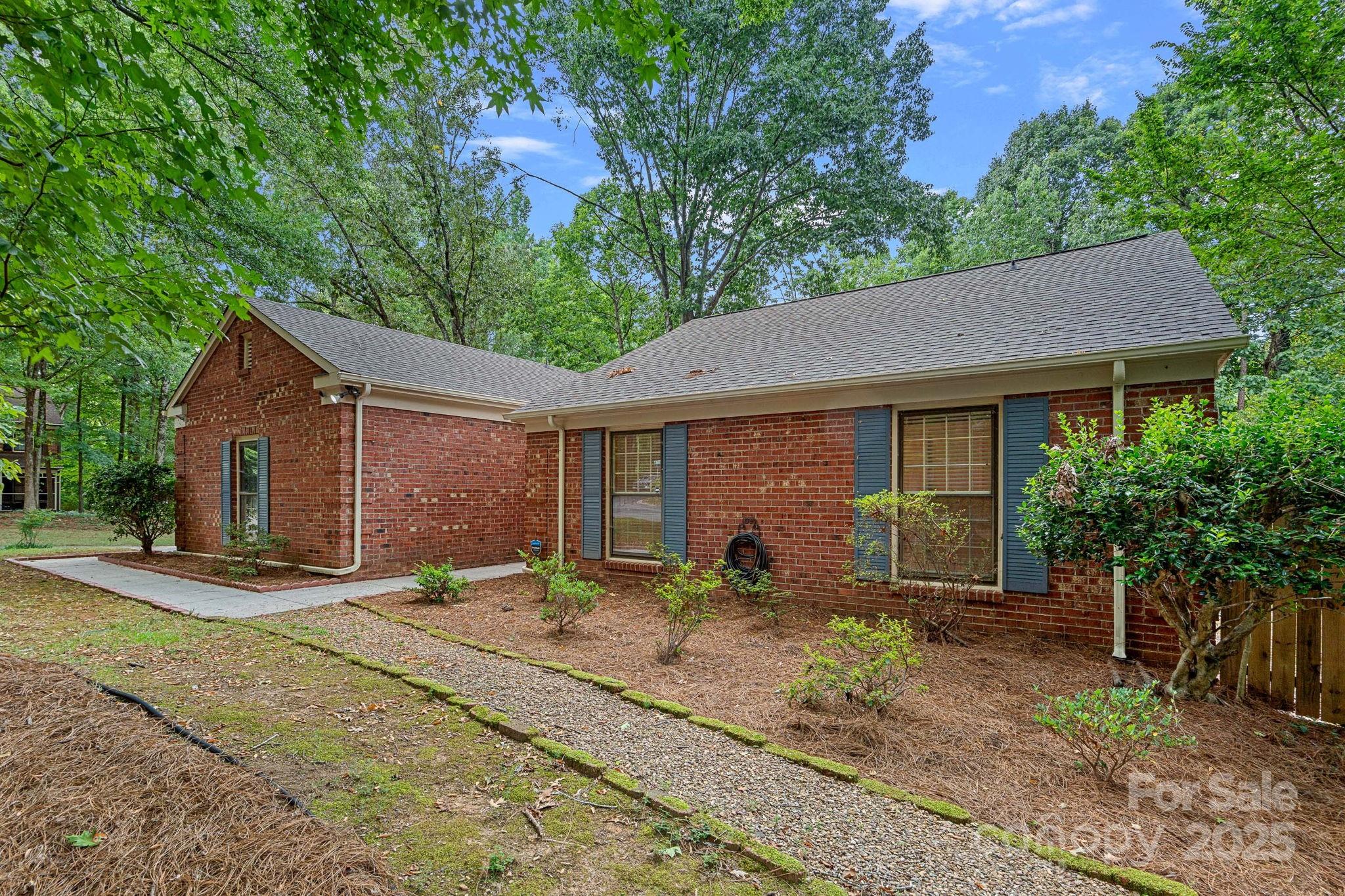 Sardis Forest - Residential