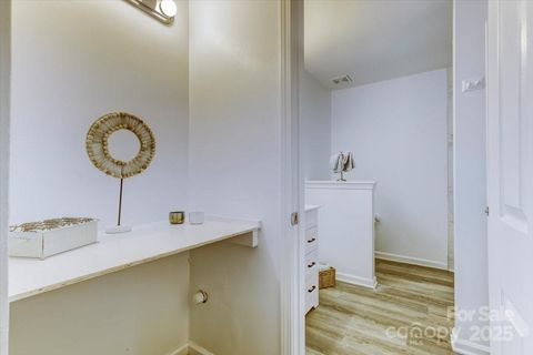 listing image 30