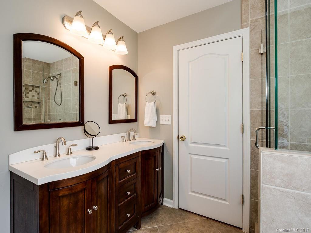 Steele Meadows - Residential