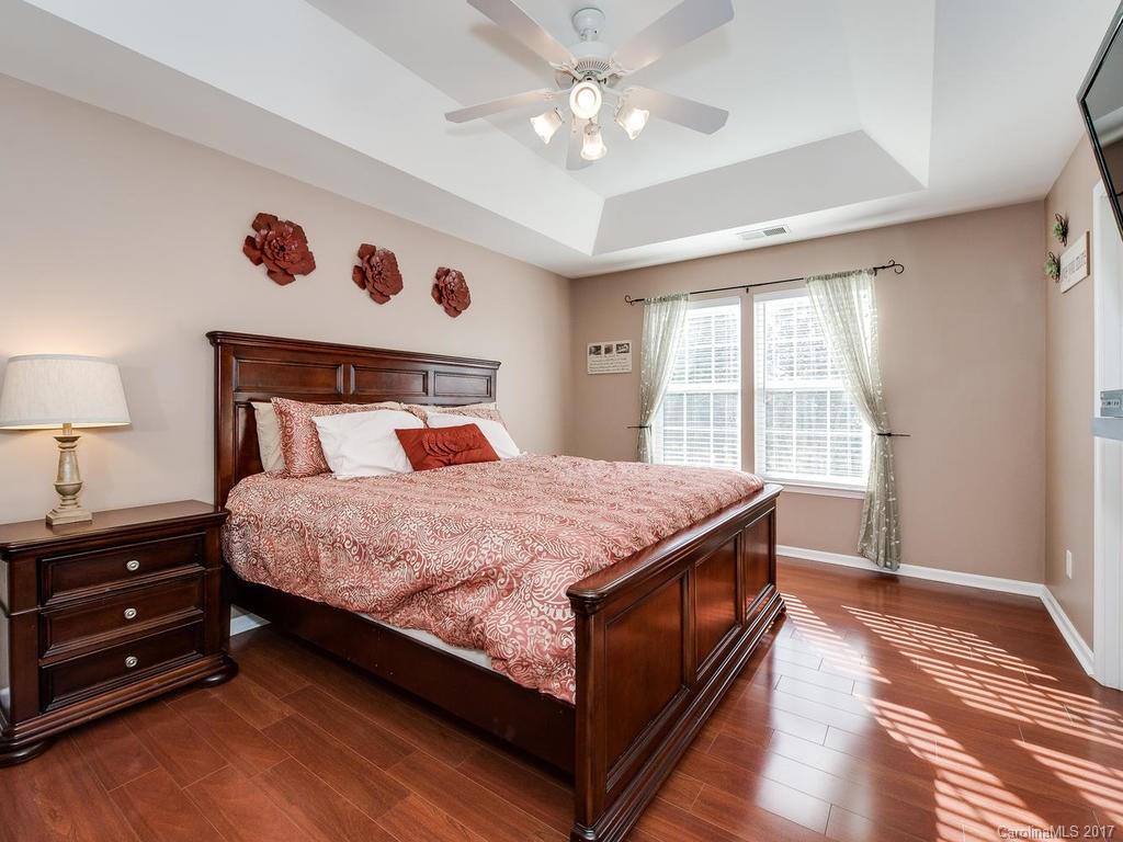 Steele Meadows - Residential