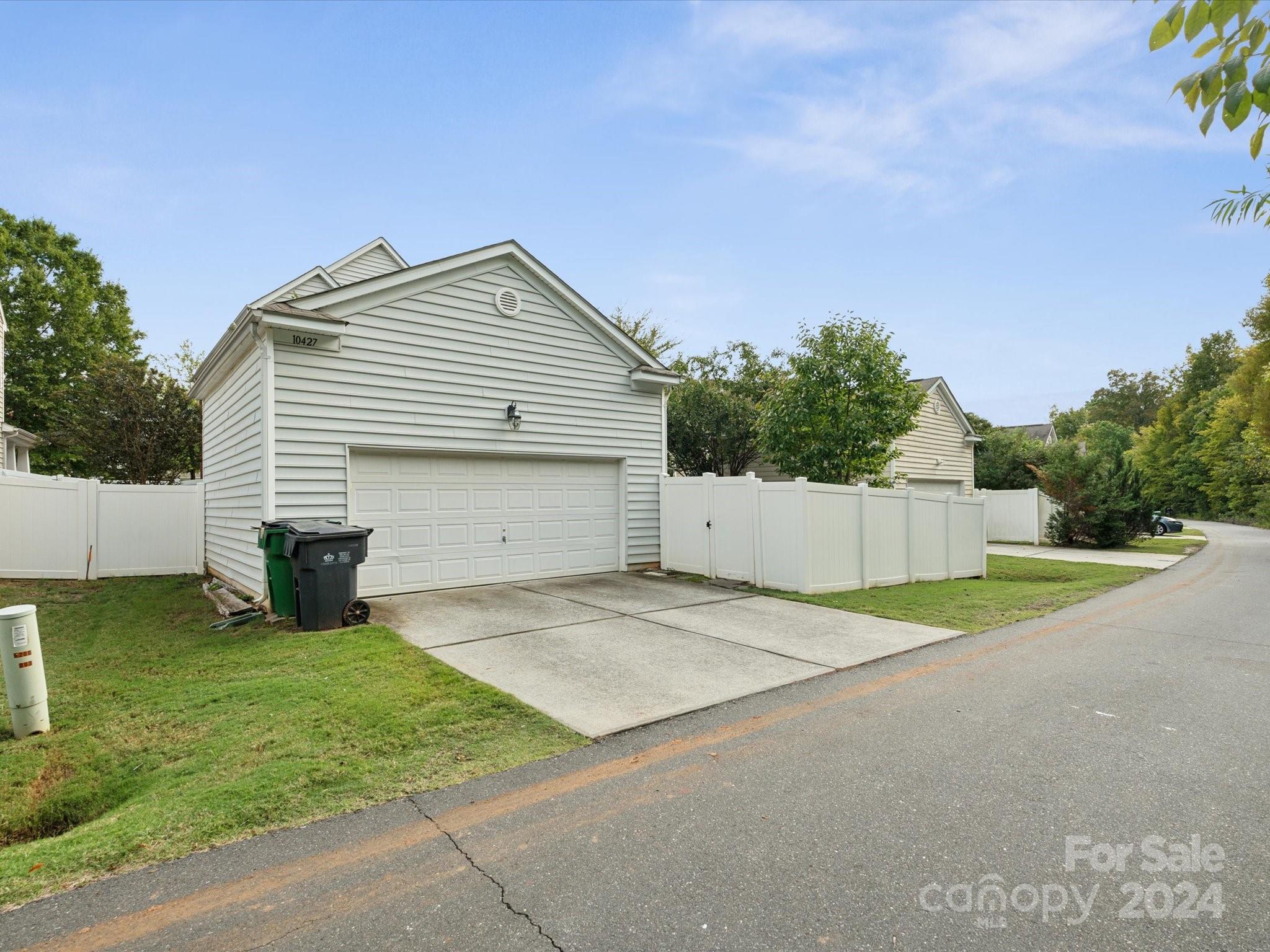 Stone Creek Ranch - Residential