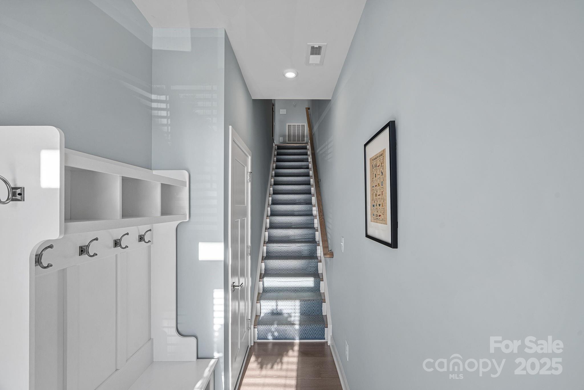 1263 N Caldwell Street