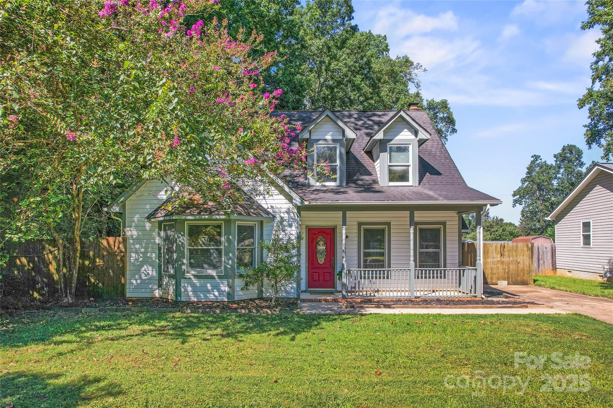 5925 Loch Arbor Lane