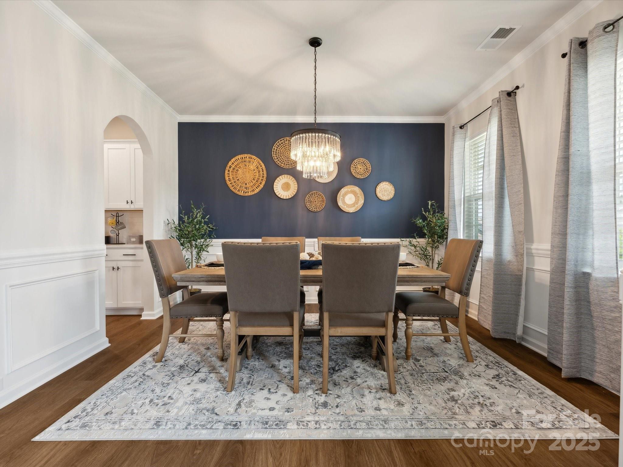 1017 Cheviot Court