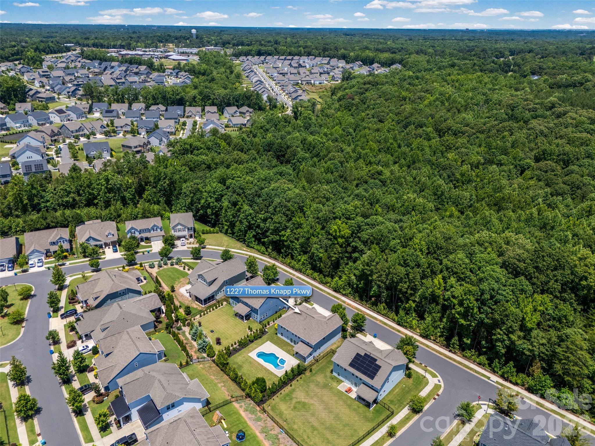 1227 Thomas Knapp Parkway