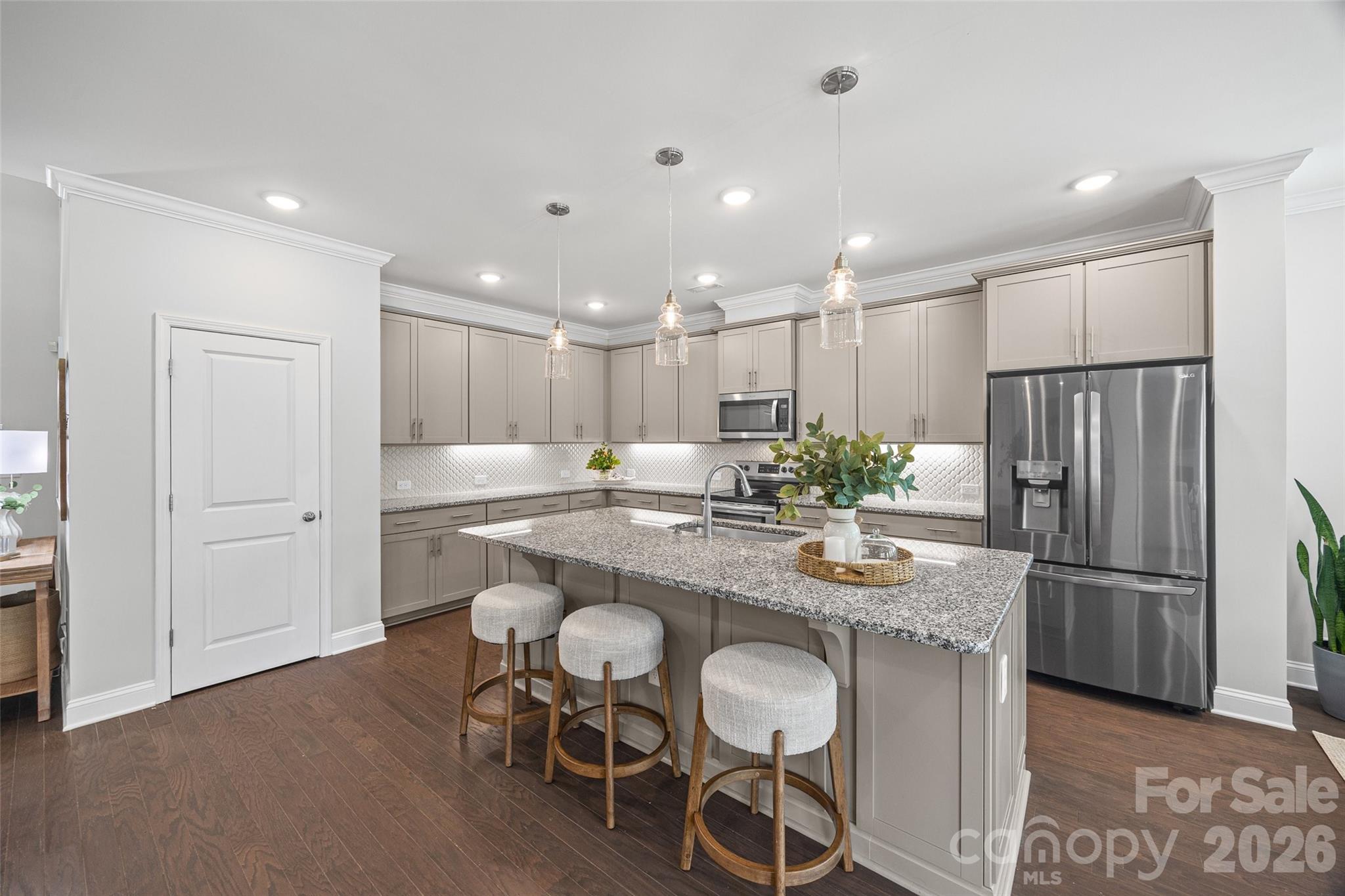 1227 Thomas Knapp Parkway