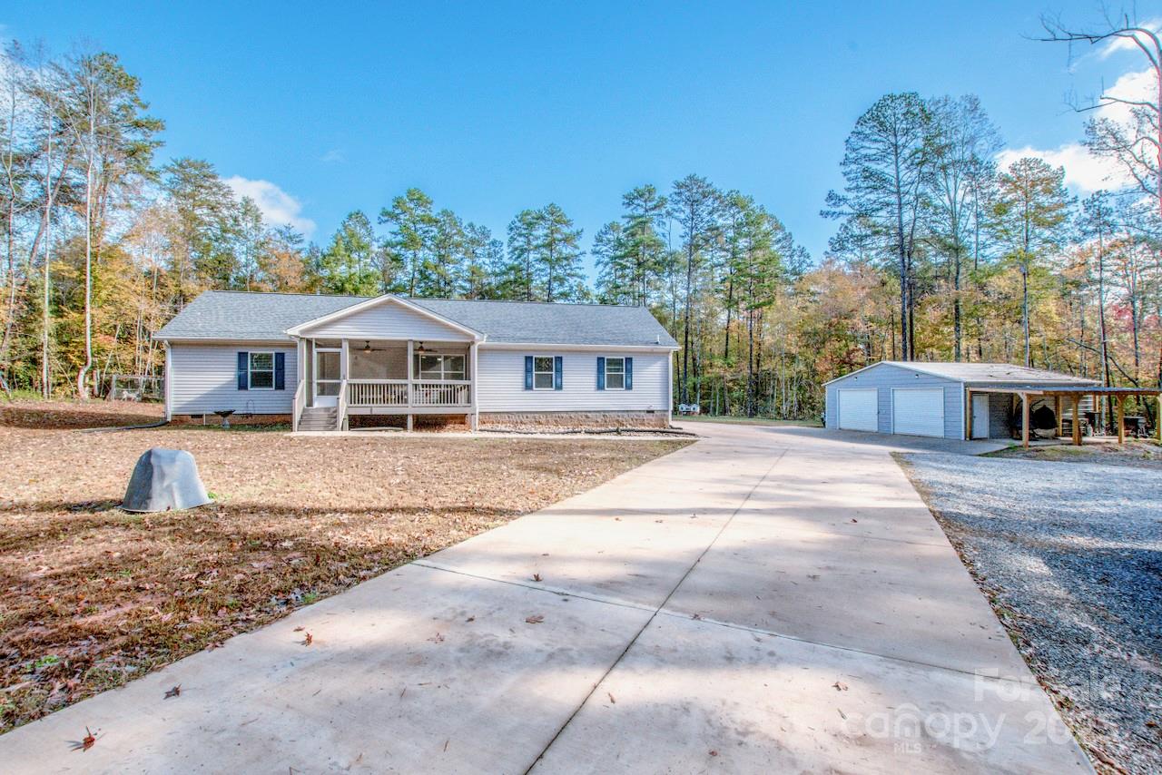 4901 Chapel Grove Road