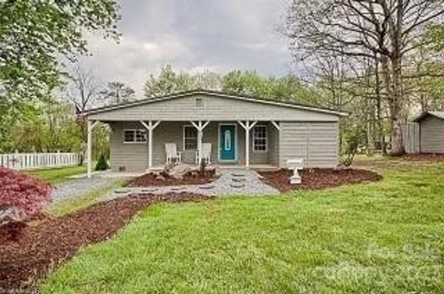 This beutiful 2/2 cottage in Hendersonville is a dream for gardeners. The rich soil allows for all types of plants and vegetables to flourish. Located in the back of the home is also a potting shed which allows for easy storage for all or outdoor needs. When you step inside the home you will walk into an open floor plan that shows off the beautiful updated kitchen and the cozy living room. The primary bedroom looks out over and opens up to the backyard, has a large bathroom, with a walk in shower, large spa tub, and plenty of closet space. This home is located within minutes of shopping and all the unique charm that downtown Hendersonville has to offer.