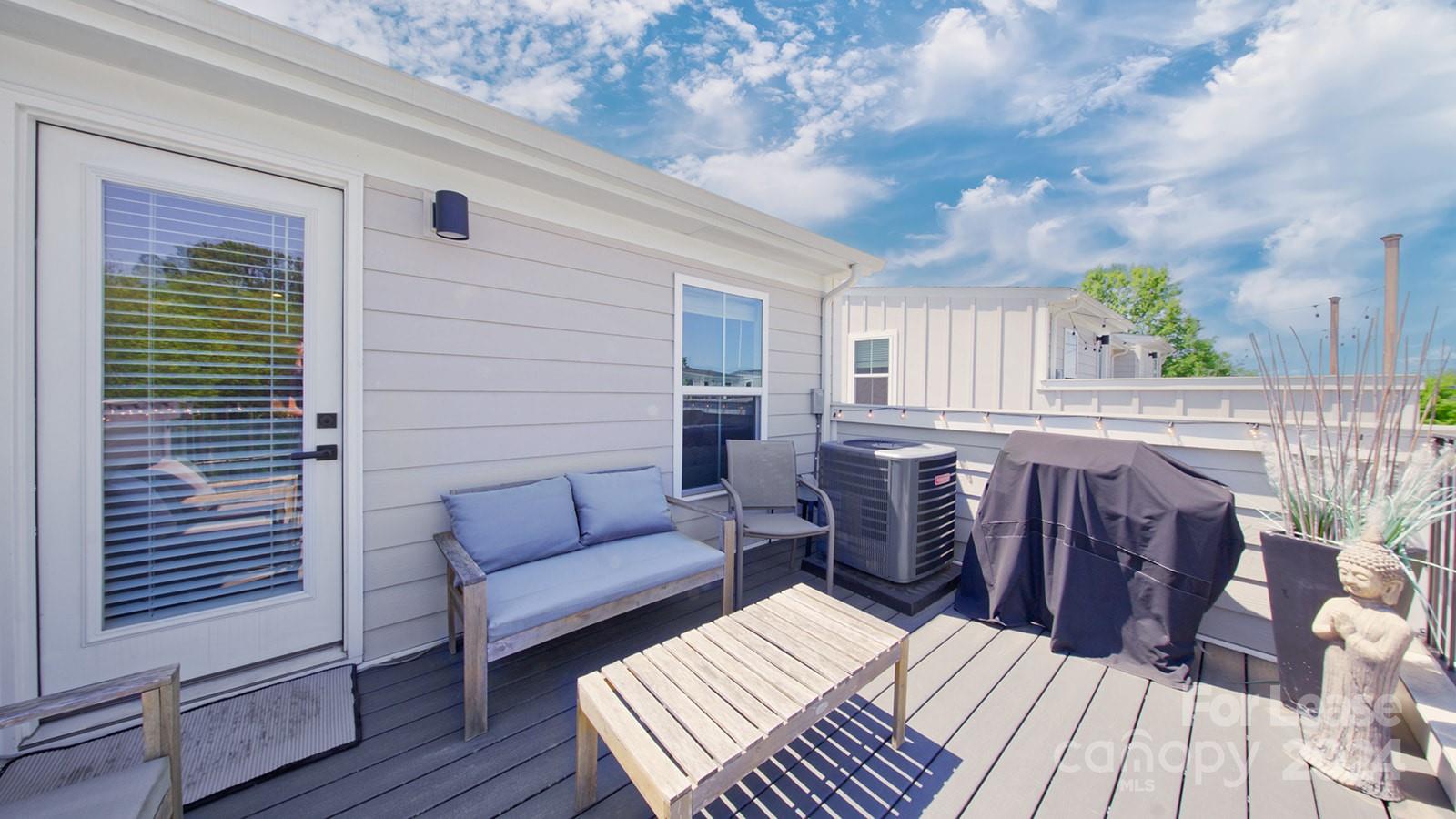 Parkwood Square - Residential Lease