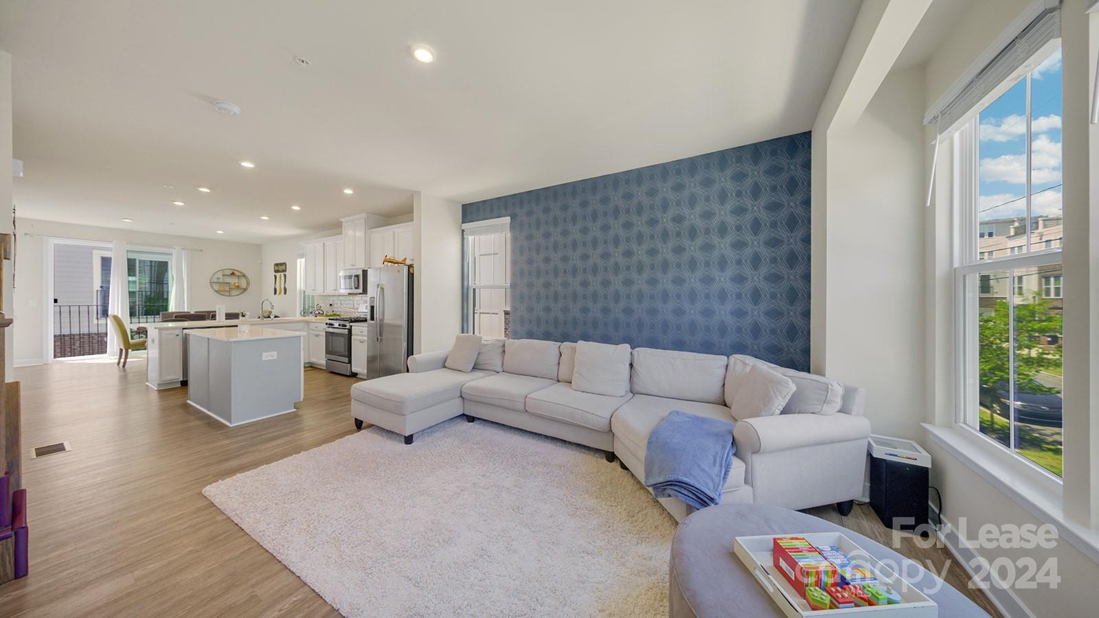 Parkwood Square - Residential Lease
