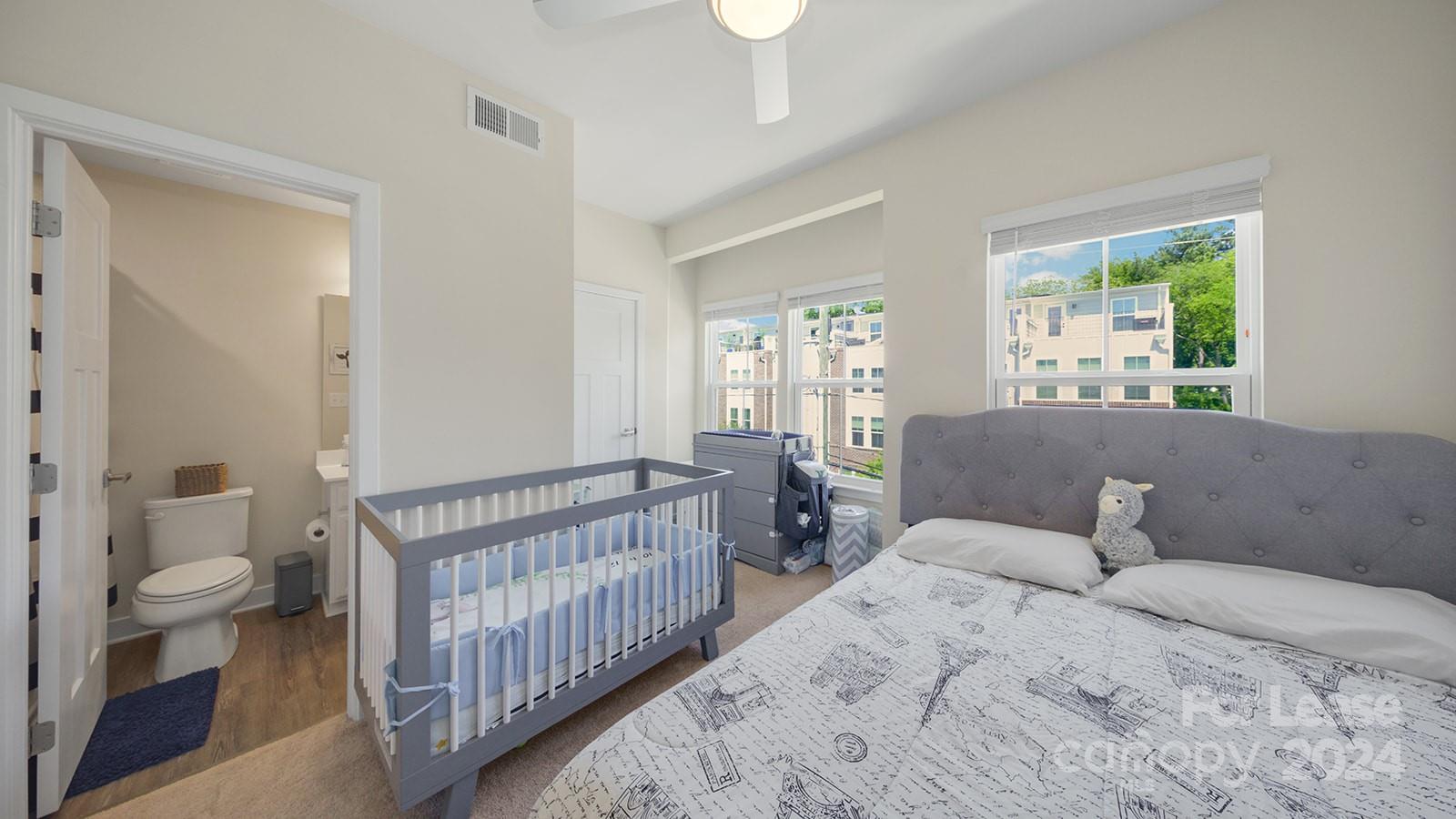 Parkwood Square - Residential Lease