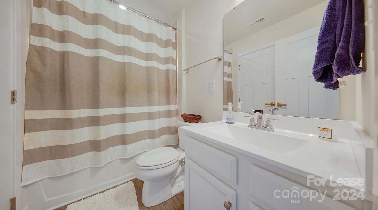 Parkwood Square - Residential Lease
