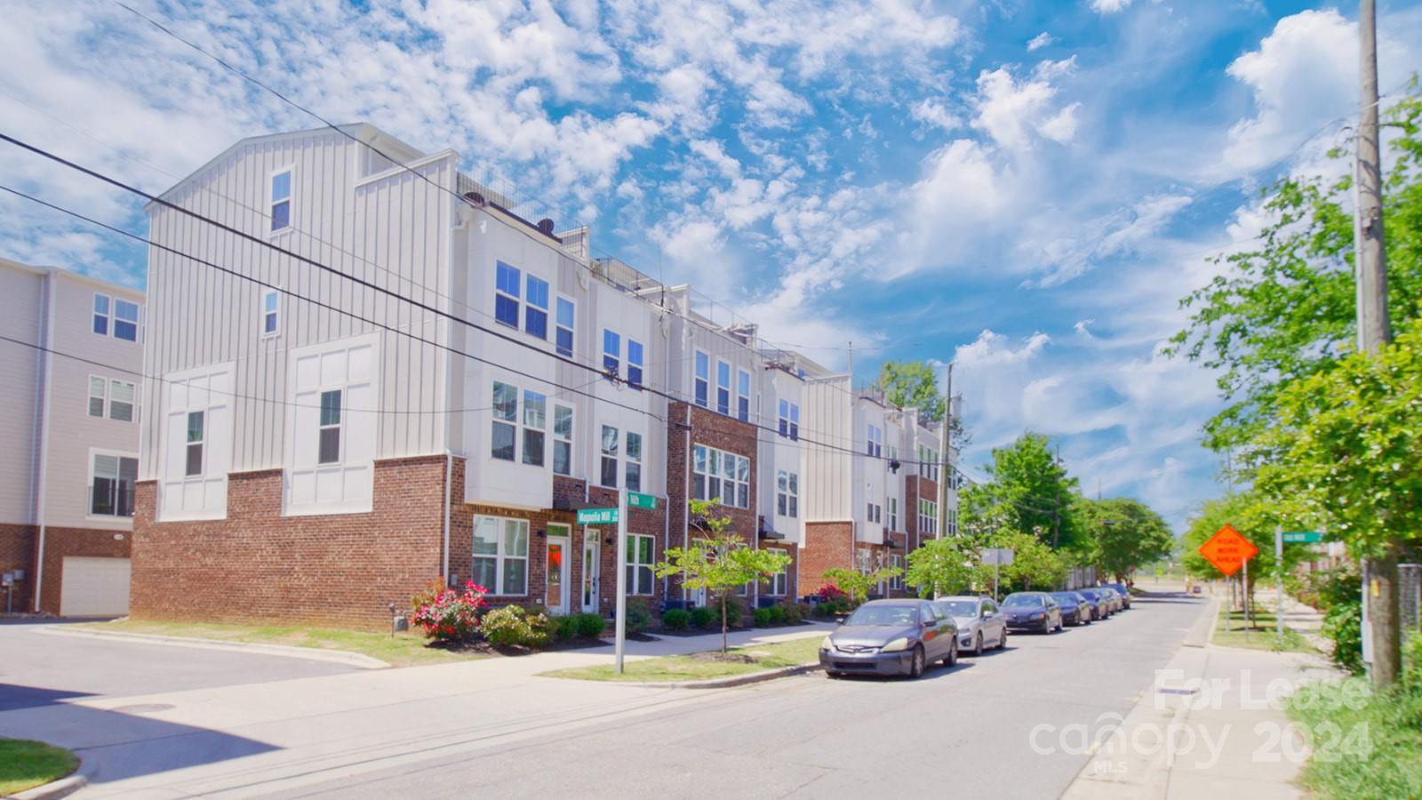 Parkwood Square - Residential Lease