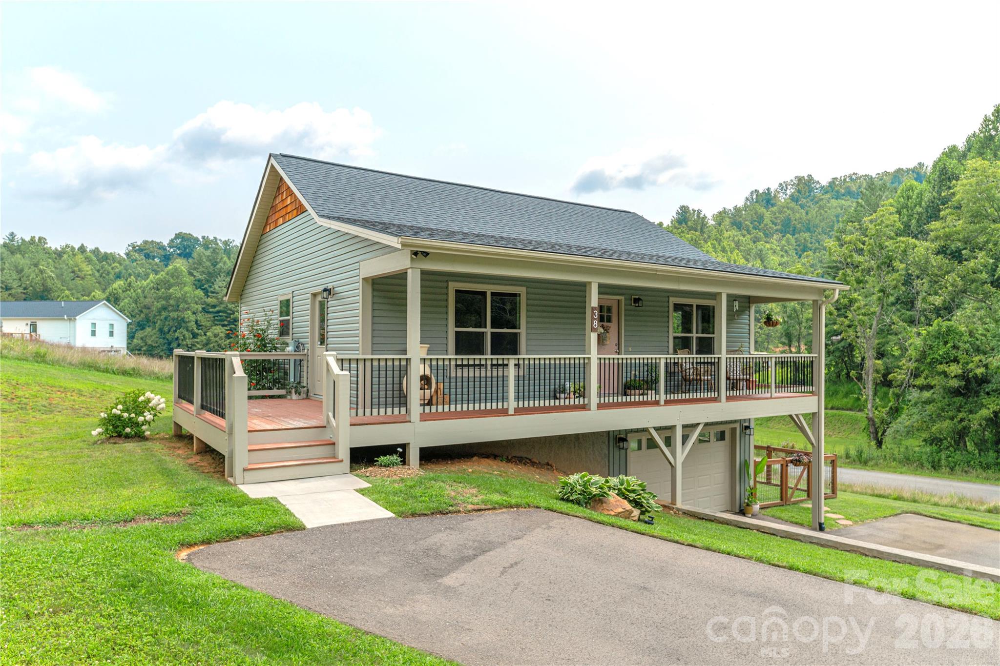 38 Sunrise Drive, Mars Hill, NC, 28754