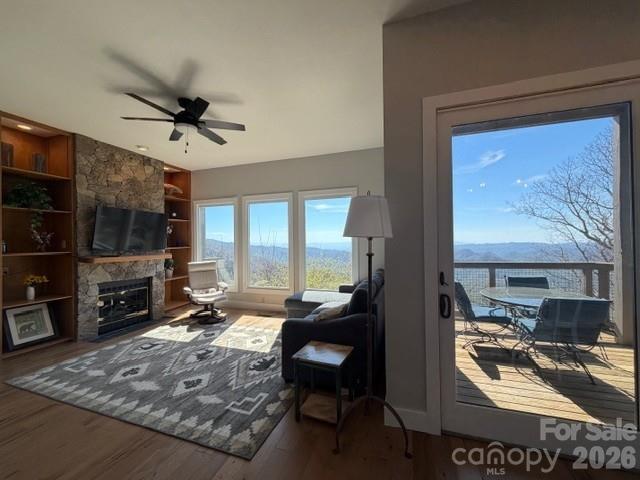 140 Slickrock Road F4