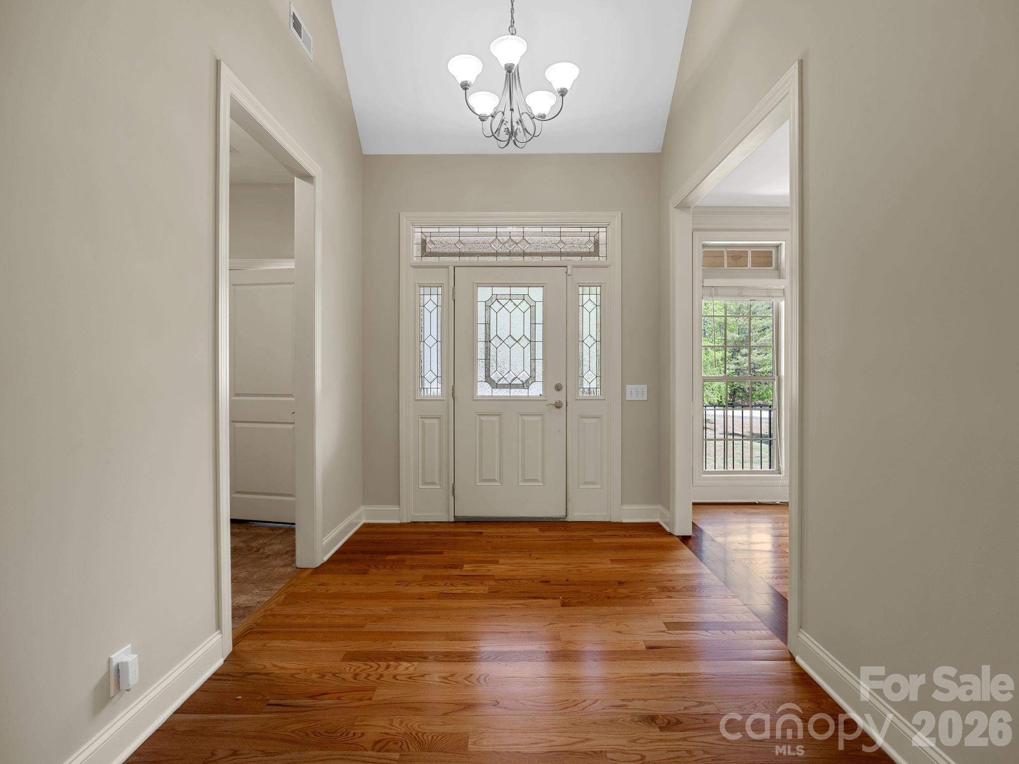 42 Woodridge Court 21-22