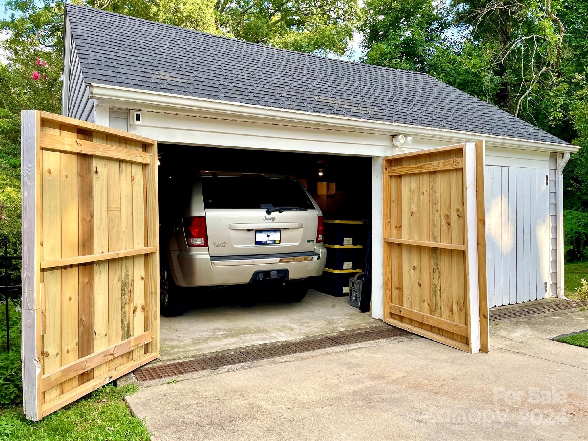 Seventeen Acres - Residential