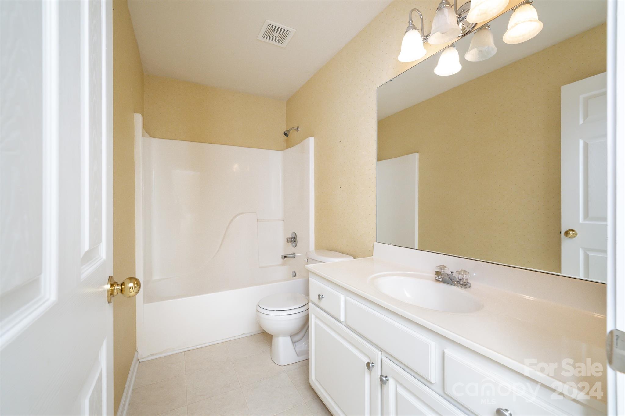 Autumn Trace - Residential