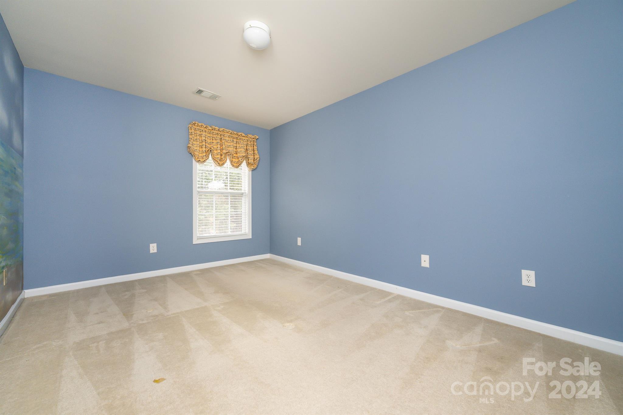 Autumn Trace - Residential