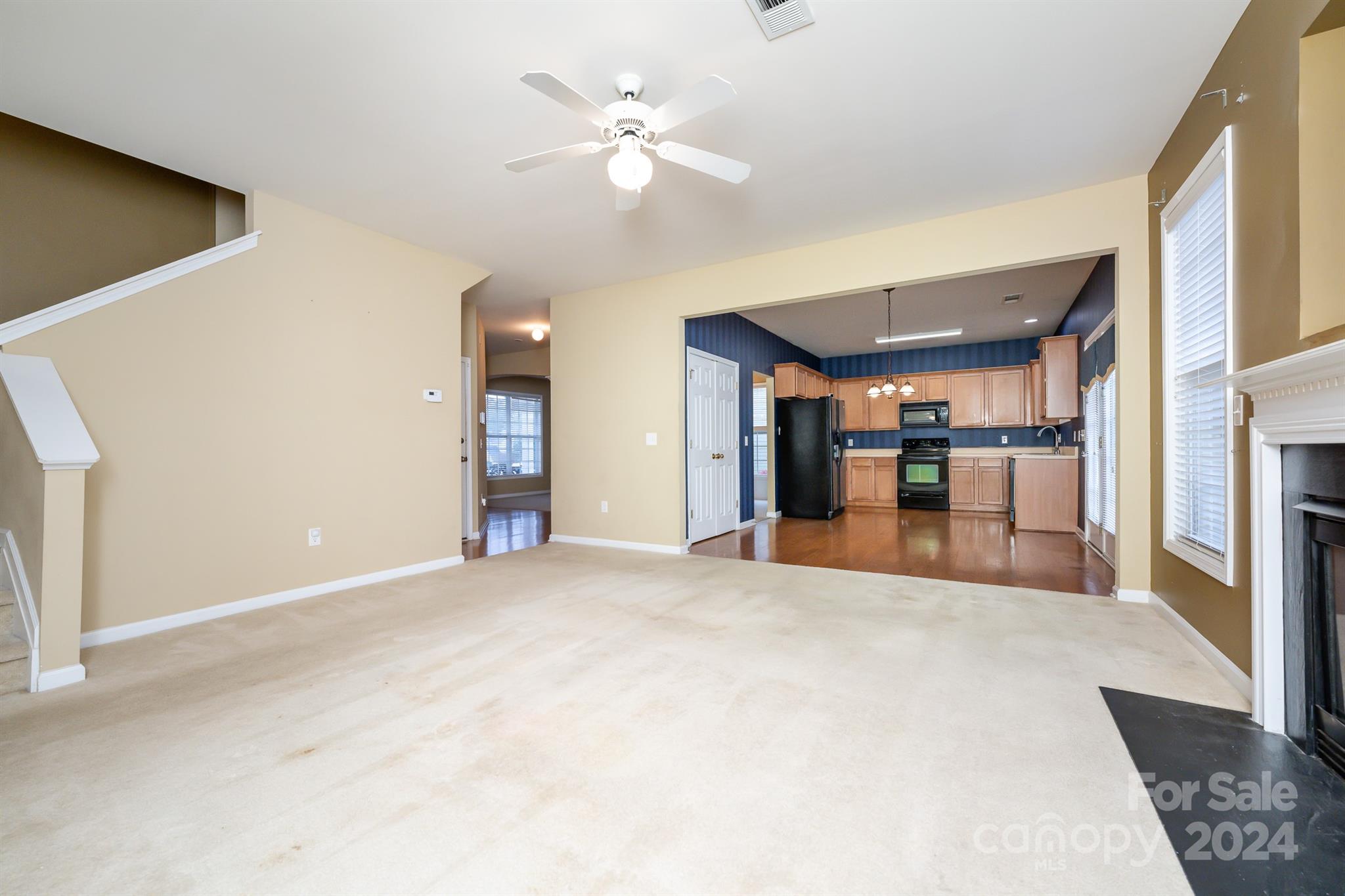 Autumn Trace - Residential