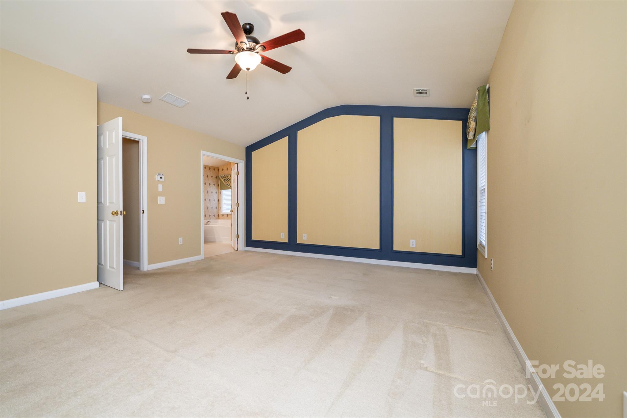 Autumn Trace - Residential