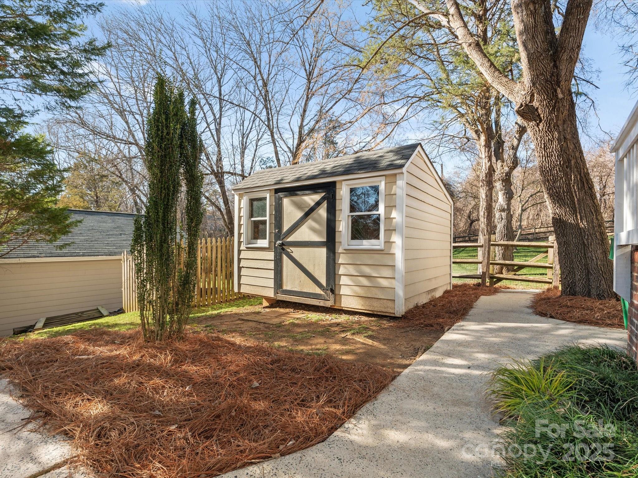 Carmel Woods - Residential