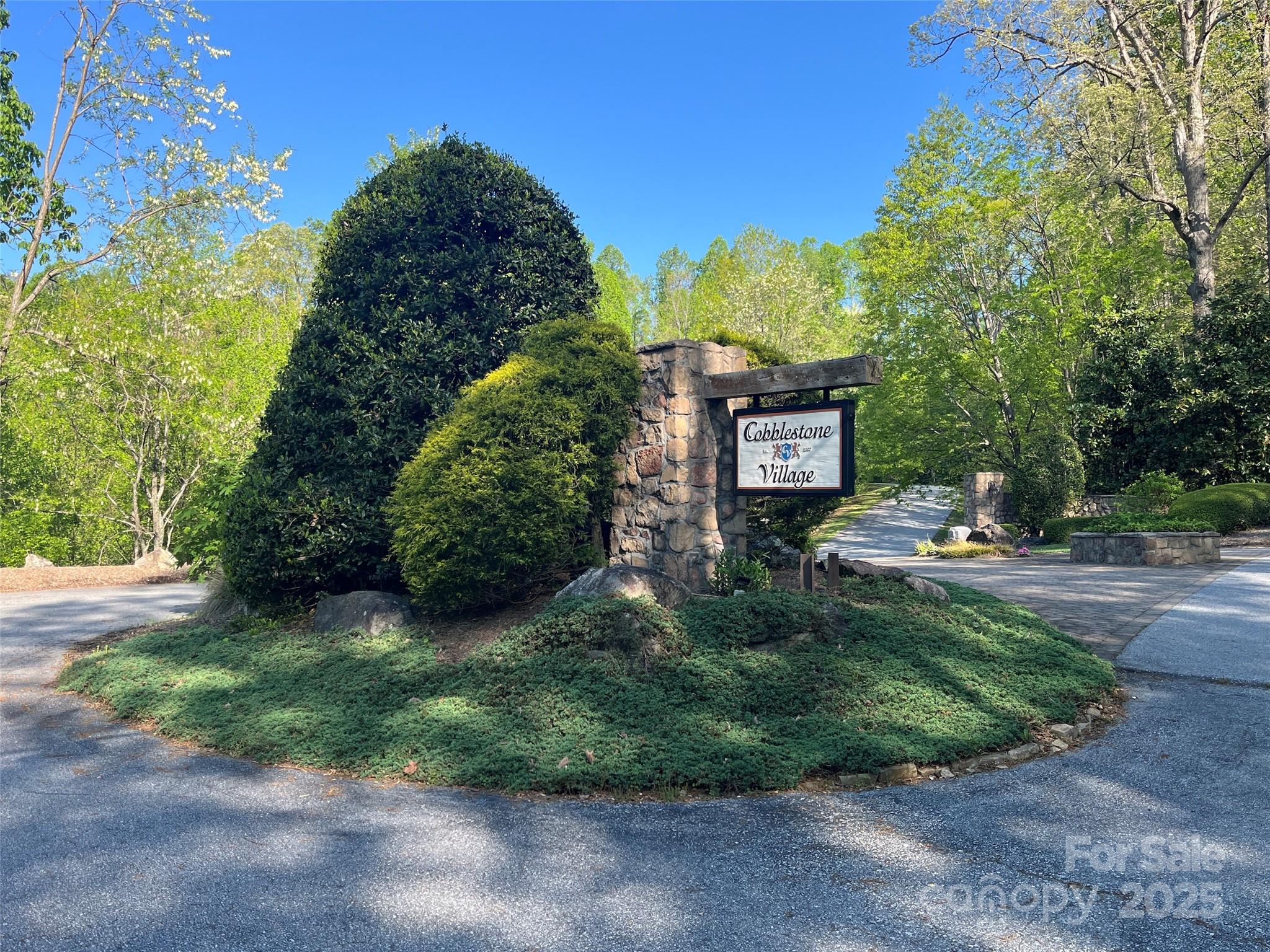 Cobblestone Village - Land