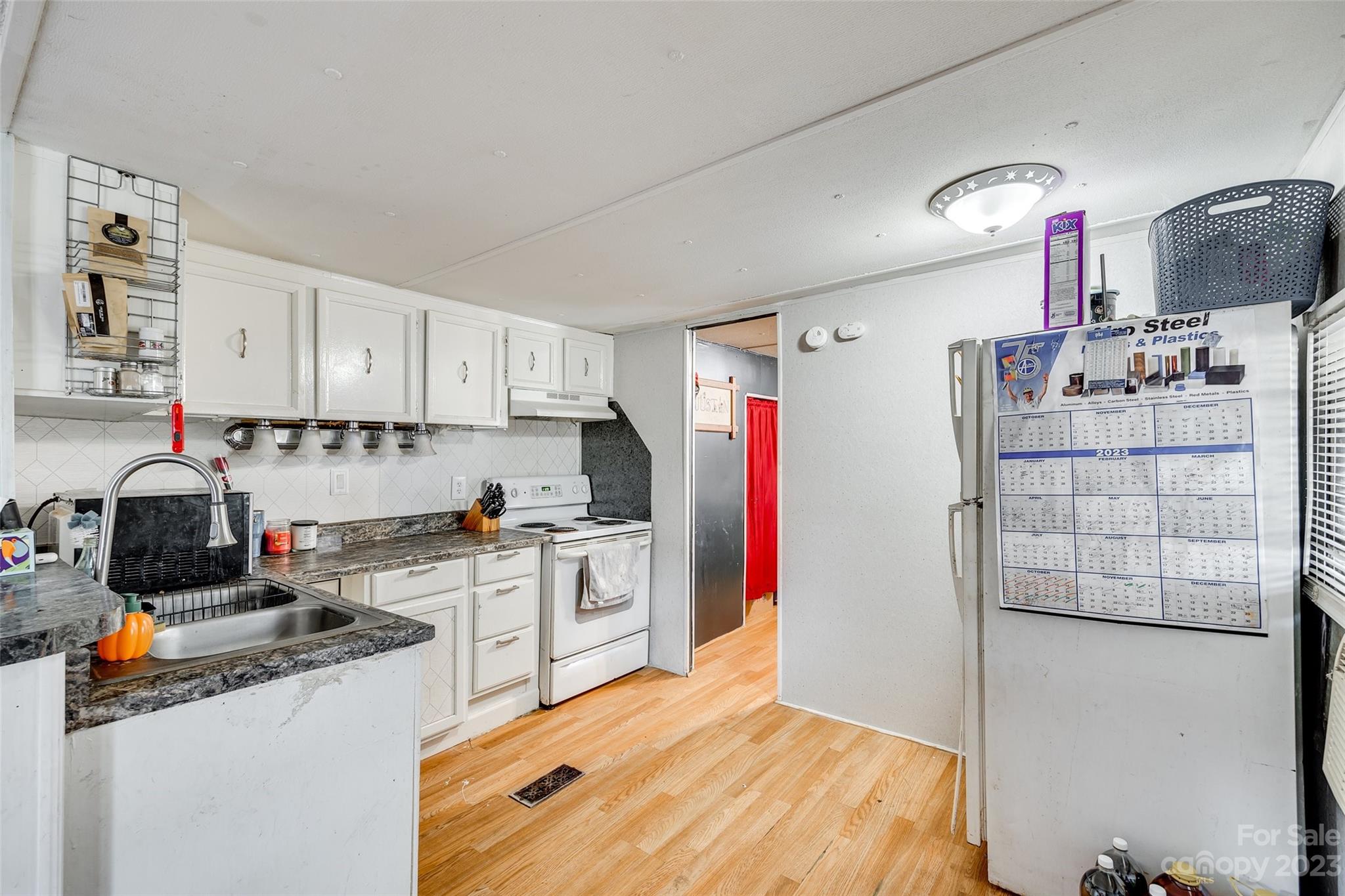 Rolling Hills - Residential