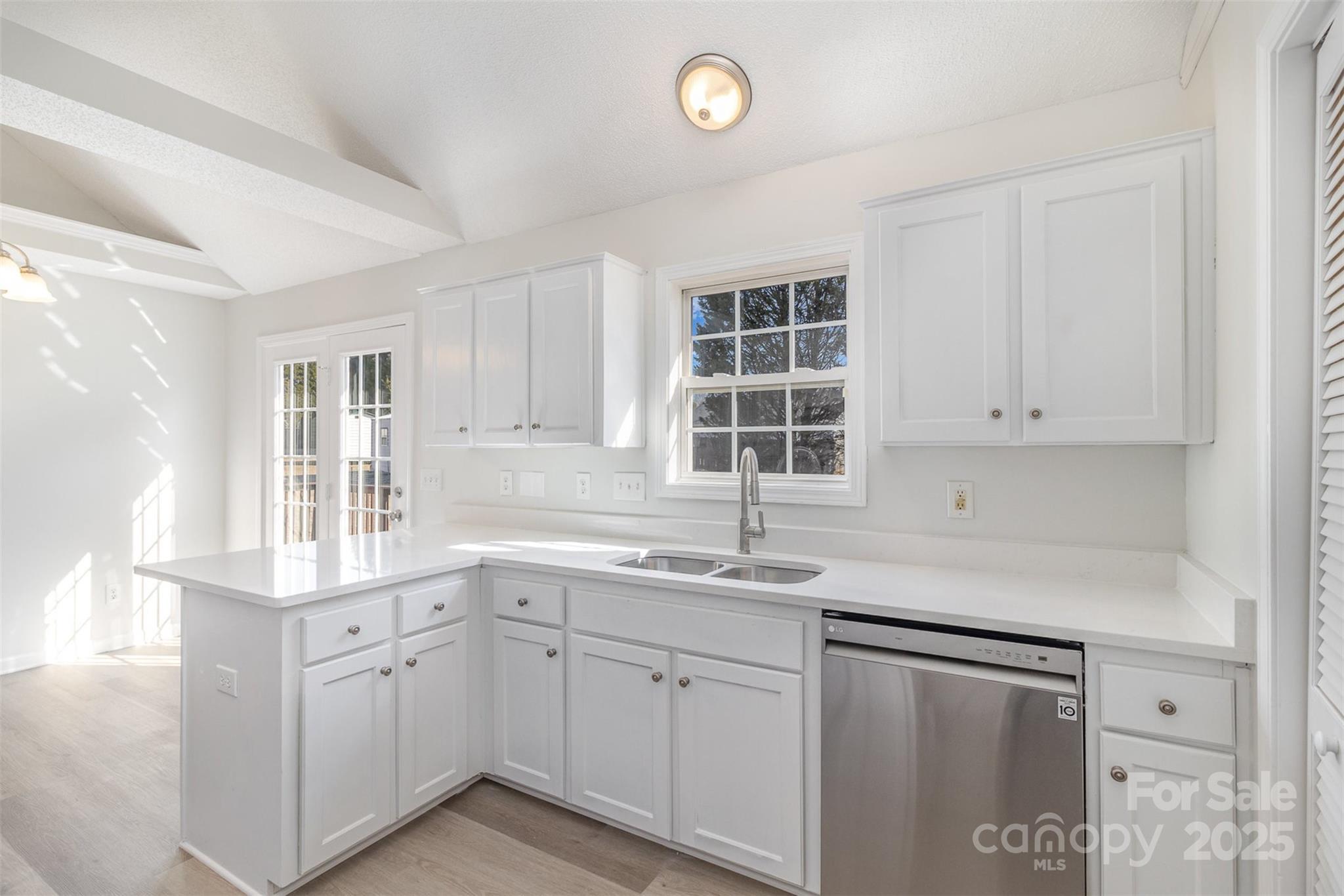 Highland Creek - Residential