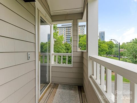 212 W 10th Street 3 Charlotte NC 28202