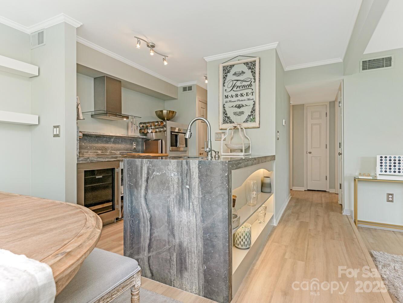 212 W 10th Street 3
