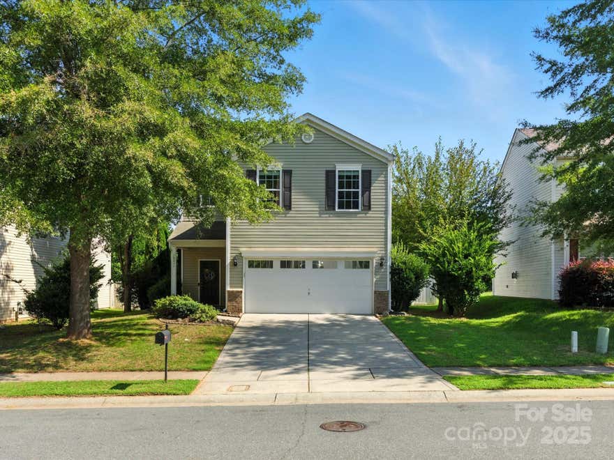 **PRICED TO SELL** Very cozy, transitional home in established neighborhood on the edge of East Charlotte.  This home boast a sizable kitchen with living space on the main level.  Ample bedroom space with bonus room upstairs.  You will also find one of the best back yards in the neighborhood...flat with privacy fence, covered back patio and an outdoor grill area with pavers.  This is a great area with plenty of community amenities like the rec field, large outdoor pool and basketball court, to name a few. Easy access to 485, Downtown Mint Hill, 20-25 minutes to downtown Charlotte and a short drive to retail, restaurants and grocery stores.  Great home at a great value!
