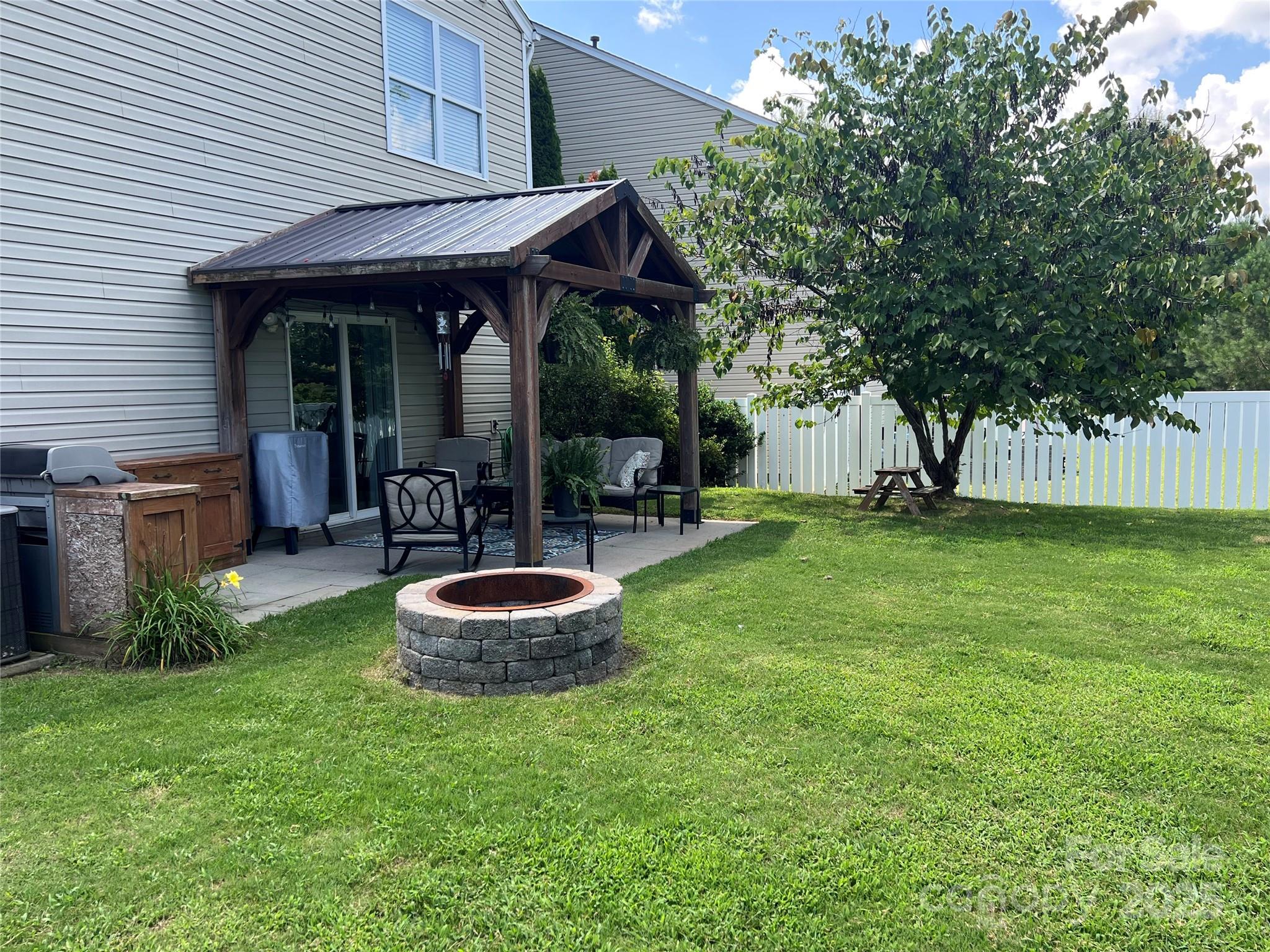 10211 Green Grass Road