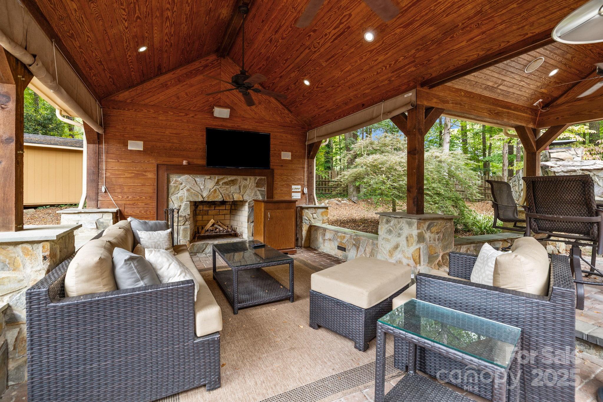 8229 White Ash Court