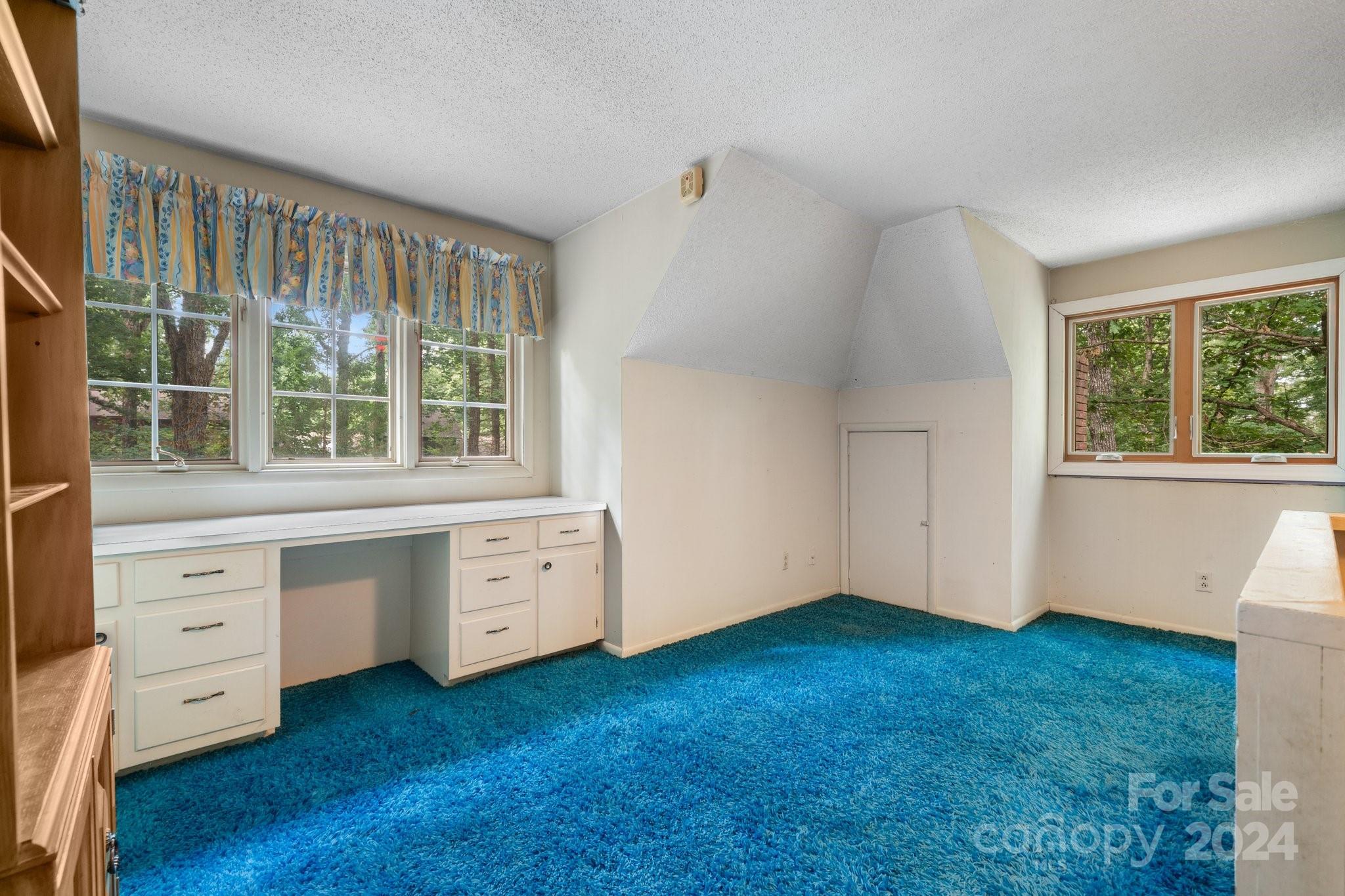 Huntington Forest - Residential