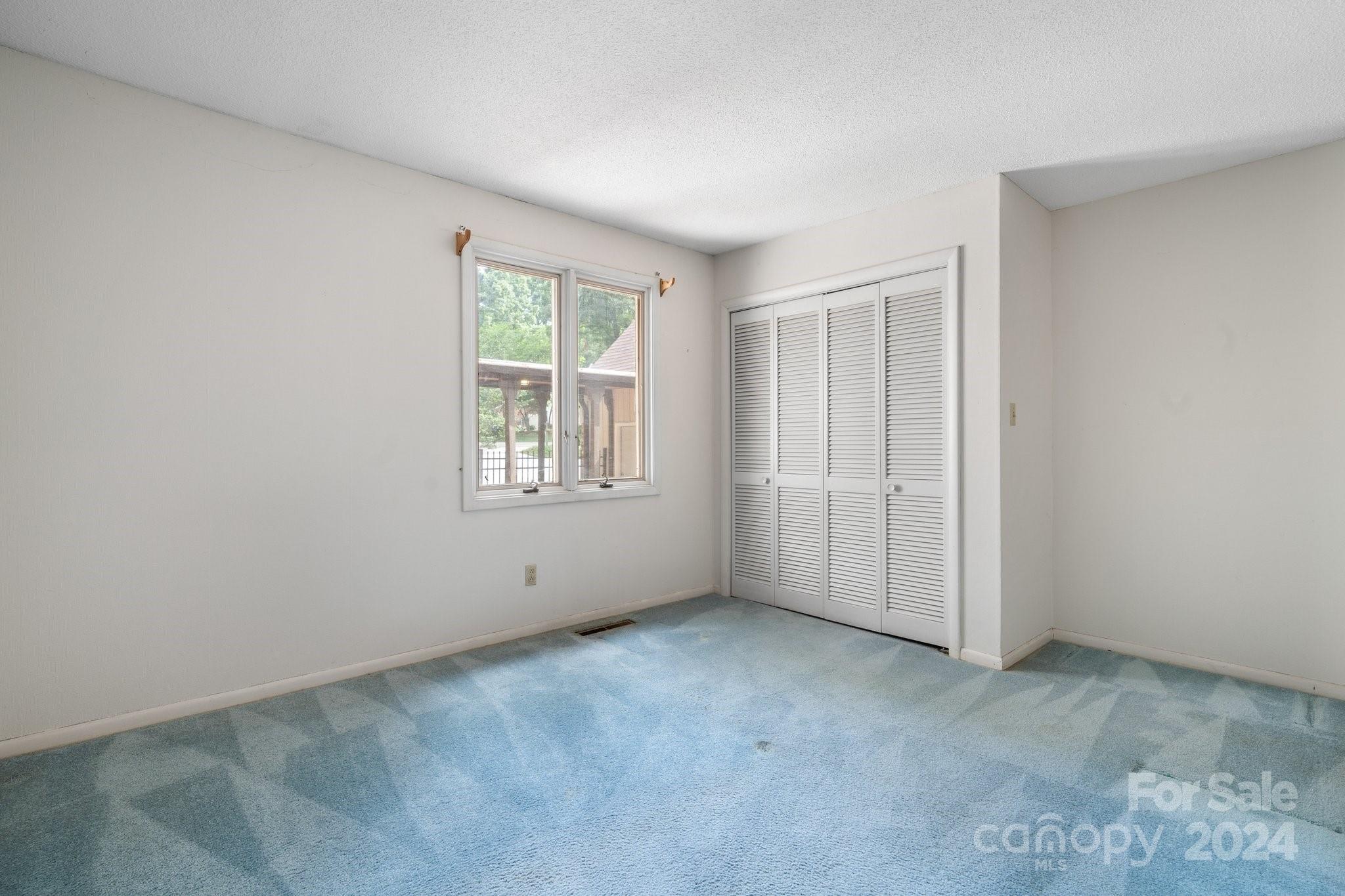 Huntington Forest - Residential