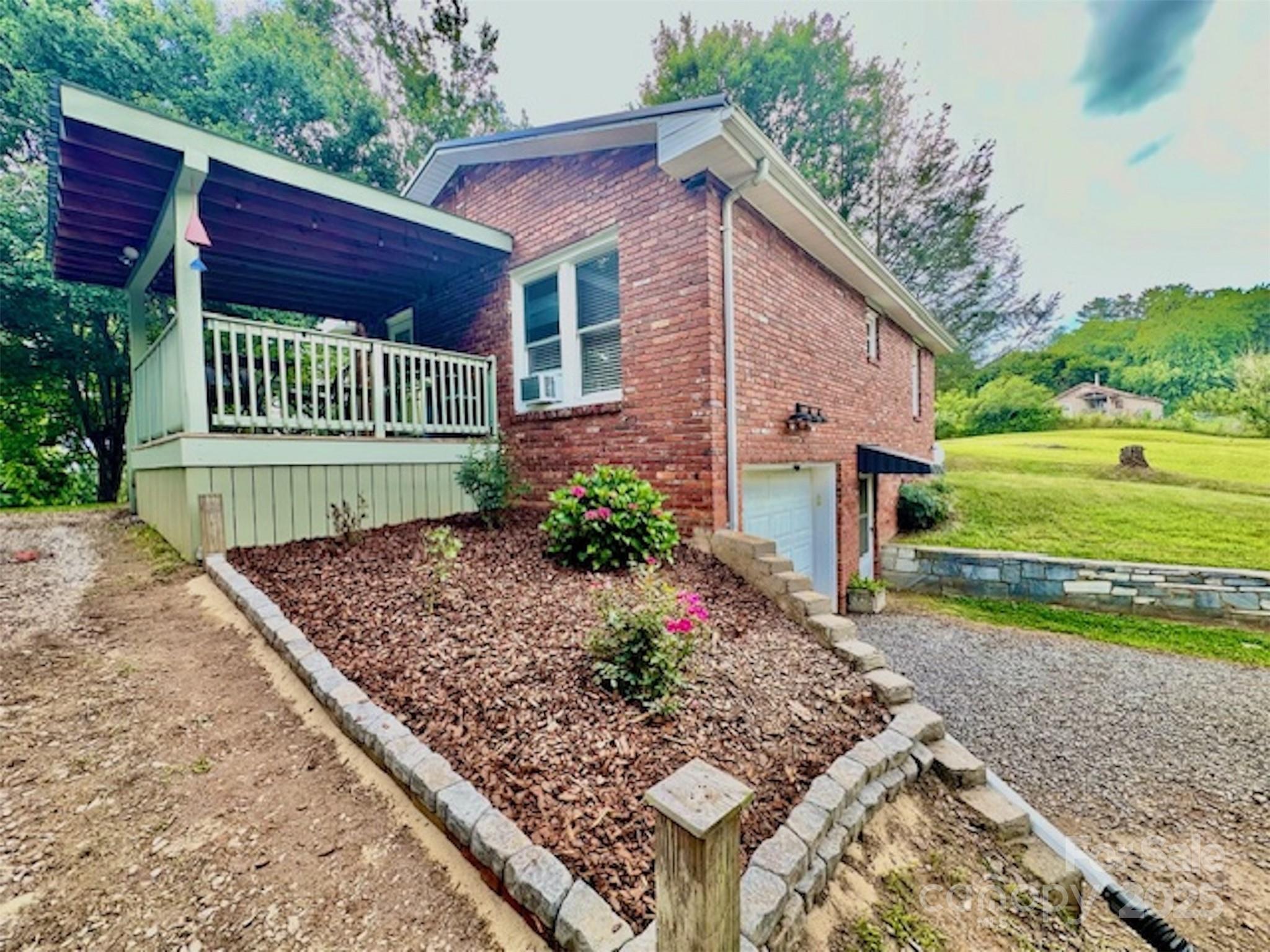 68 Roosevelt Ridge