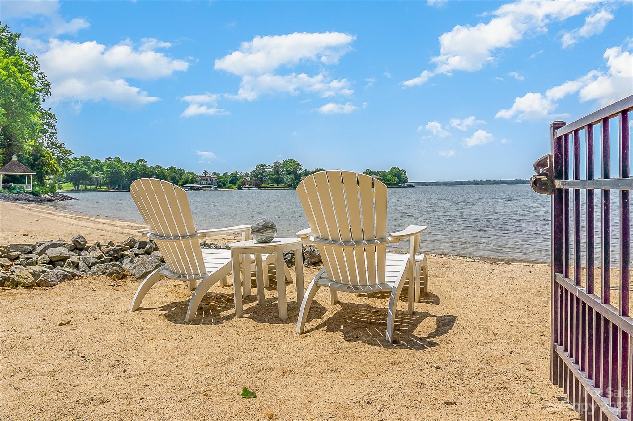 Pointe Regatta - Residential