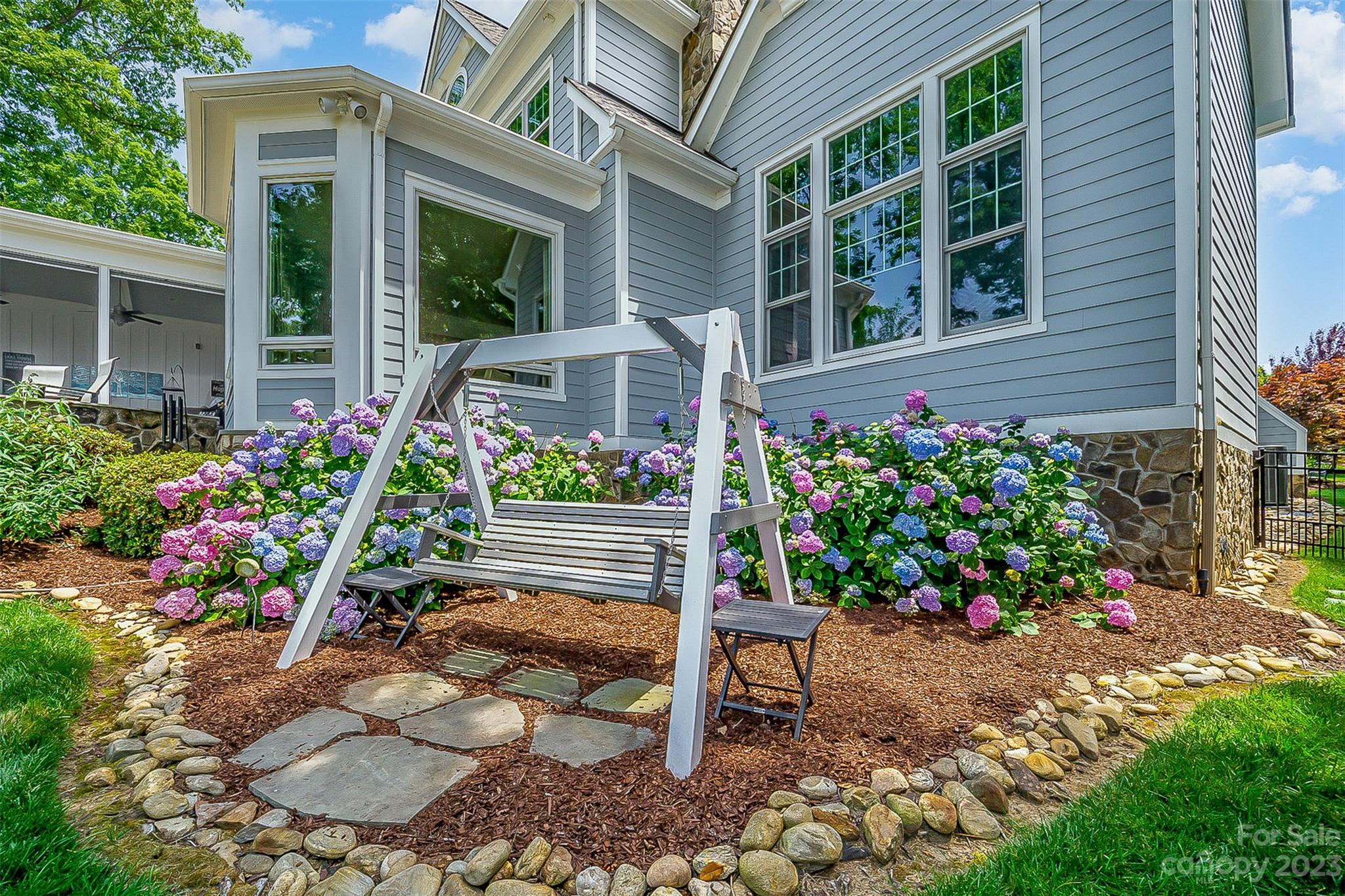 Pointe Regatta - Residential