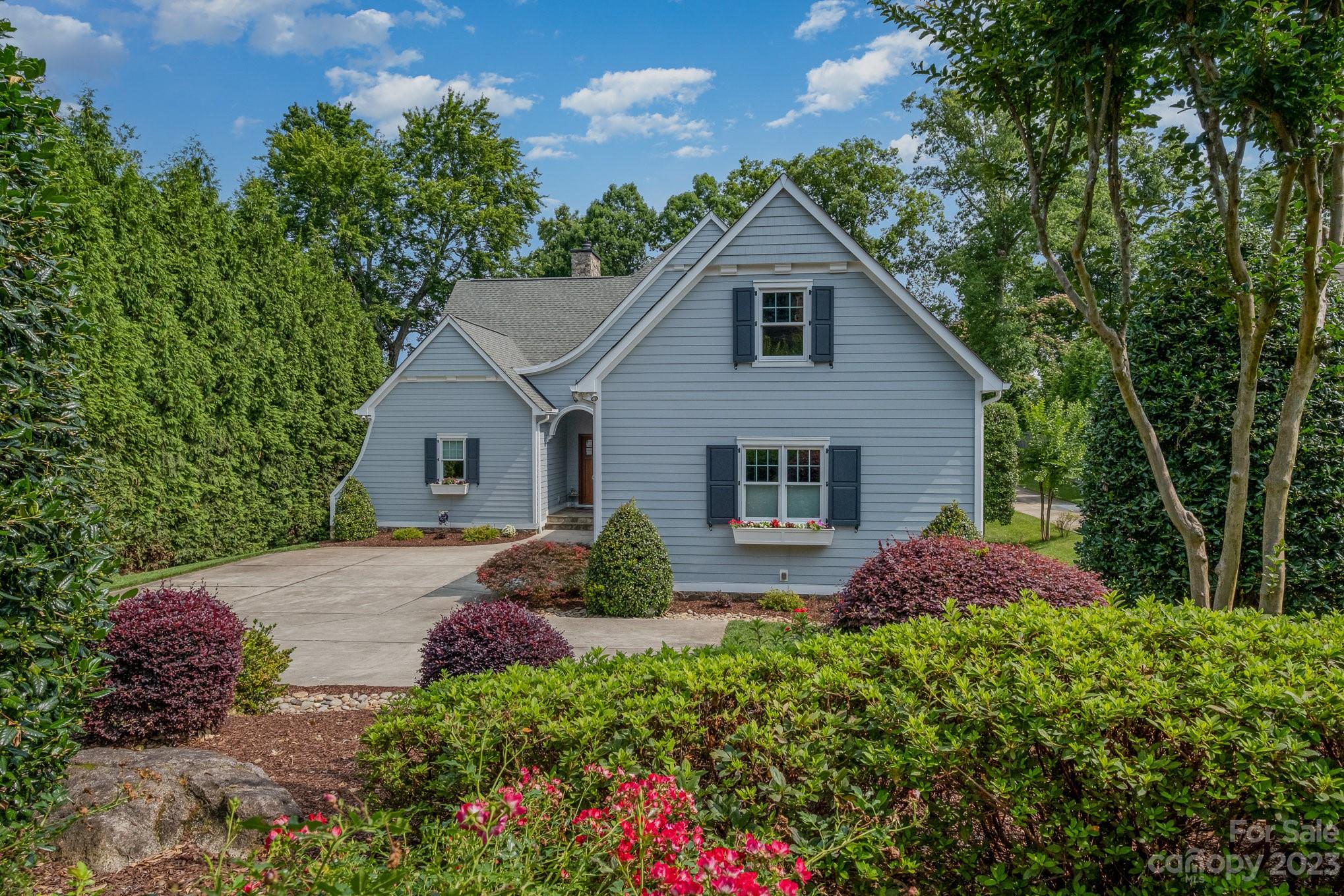 Pointe Regatta - Residential