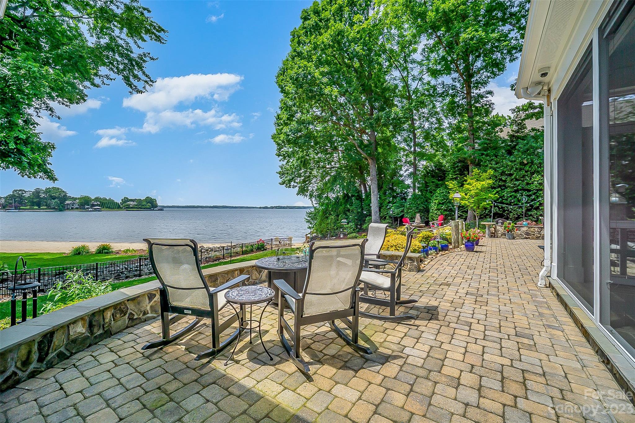 Pointe Regatta - Residential